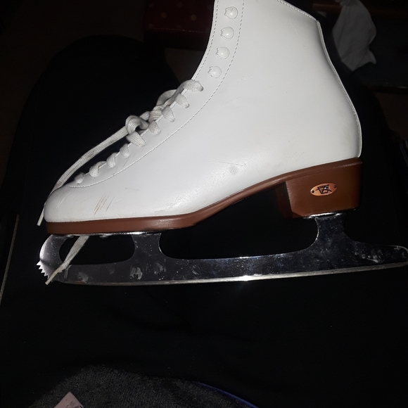 Riedell Shoes Riedell Figure Skates Lace Up White With Heels Size